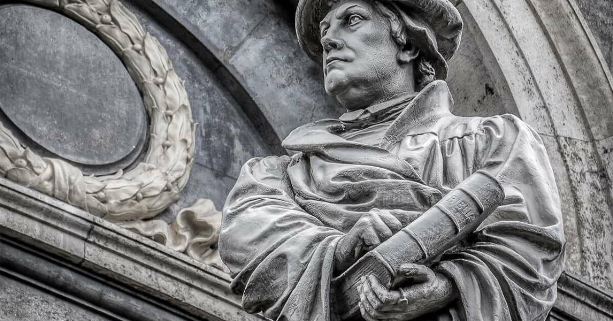 martin-luther-statue-95-theses-october-31-1517-1120